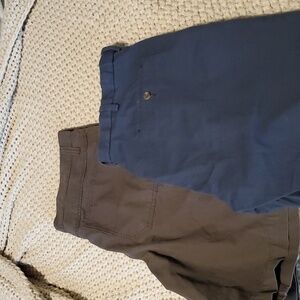 Bundle Of 2 Men's Shorts Haggar Navy Cotton 38 And Faded Glory Brown 38